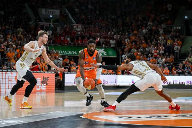 迫承担额外 迫承担额外