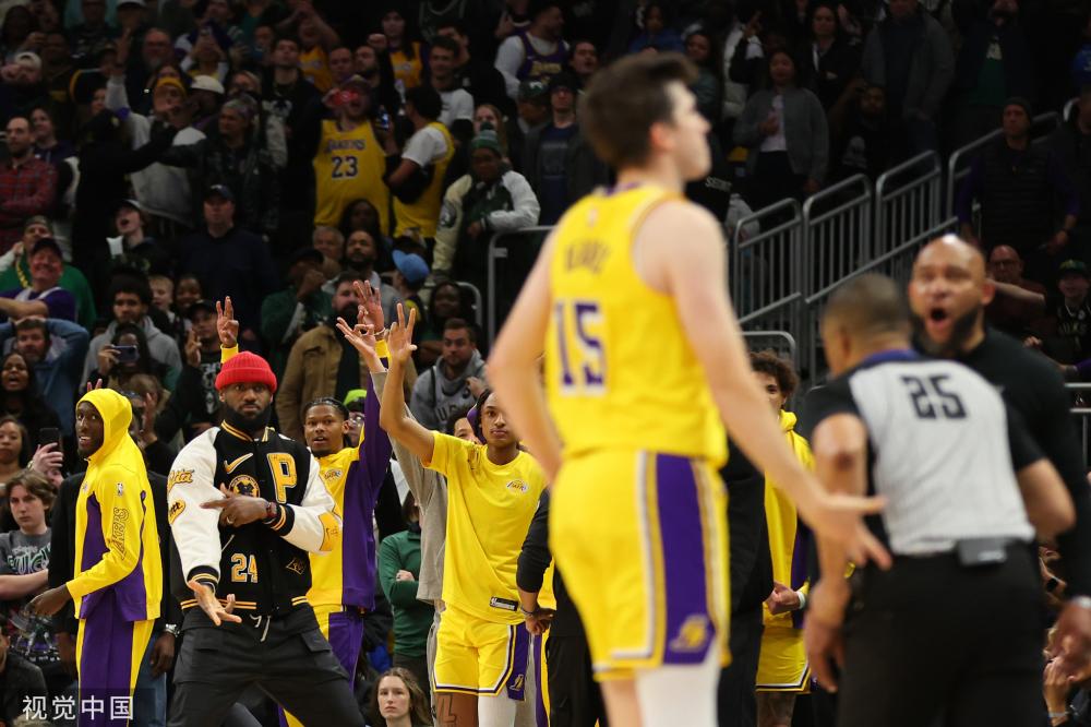 对于球迷而 对于球迷而