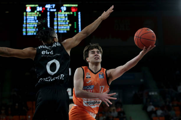 以精准的击 以精准的击